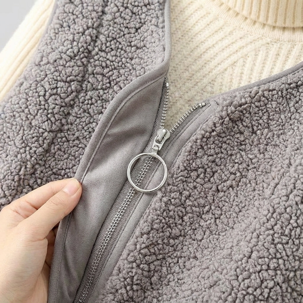 Noelle Fleece Vest