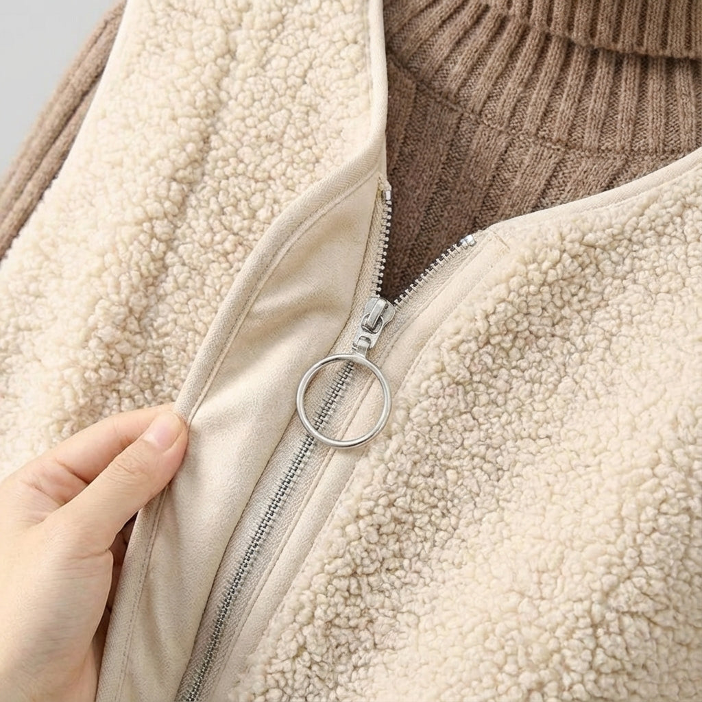 Noelle Fleece Vest